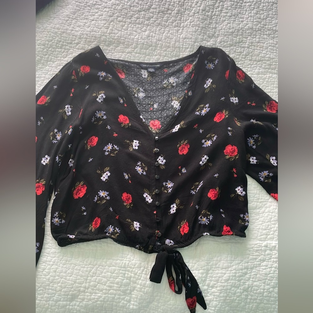 American Eagle Black Top